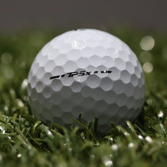 TaylorMade TP5x Golf Balls (2025 gen) - Picture 5 of 6